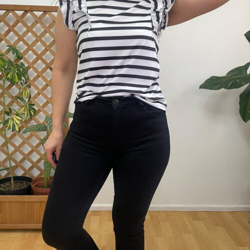 Polera rayas y vuelos