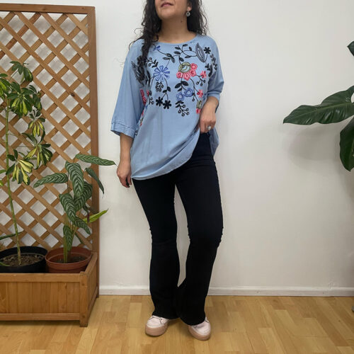 Blusa Antonia bordada